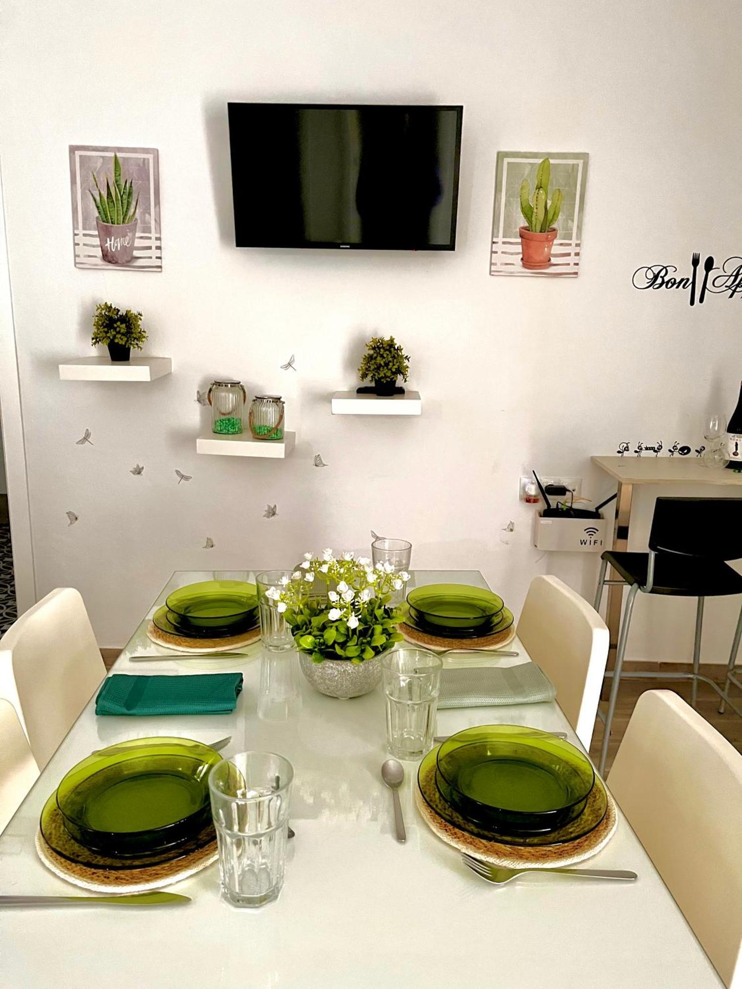 Conil Calle Trafalgar Centro Solo Familias Y Parejas Конил-де-ла-Фронтера Екстериор снимка